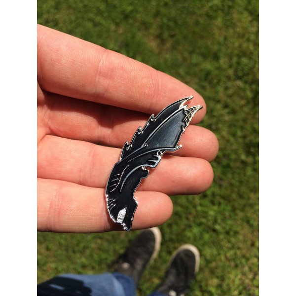 TOMBA! - TOMBA LEAPING ON A PIG ENAMEL METAL PIN BADGE TOMBA! - TOMBA LEAPING ON A PIG ENAMEL METAL PIN BADGE