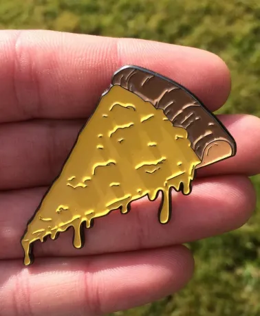 DRIPPING CHEESE (and DEFlNlTELY NO PlNEAPPLE) Pizza slice hard enamel pin badge