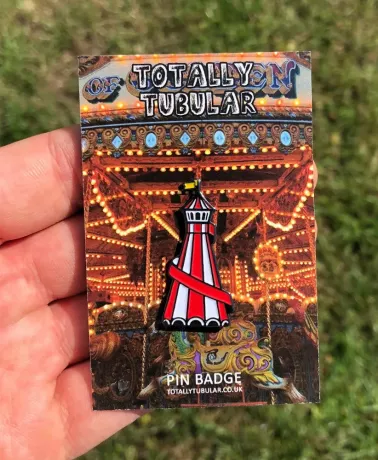 Helter Skelter (slide) Fair Ground enamel pin badge