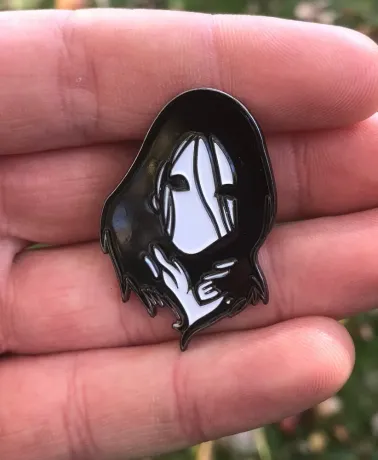 THE GRUDGE Kayako Saeki face enamel metal Pin Badge