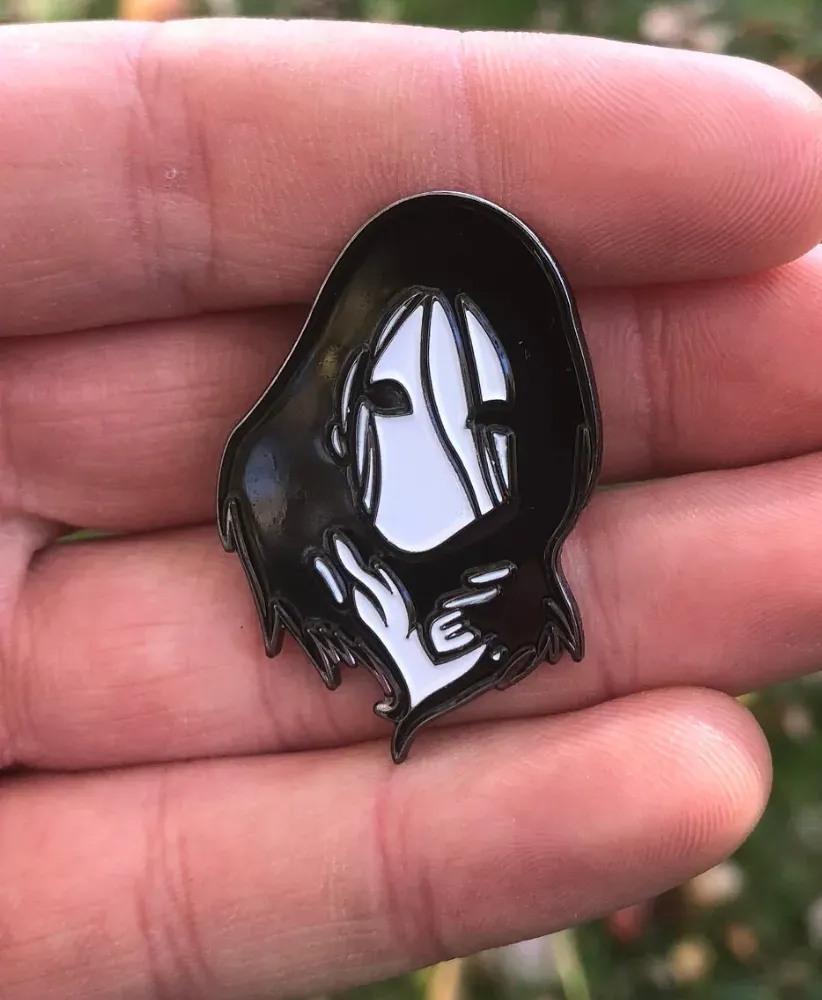 THE GRUDGE Kayako Saeki face enamel metal Pin Badge