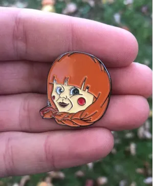 THE CONJURING - ANNABELLE face enamel metal Pin Badge