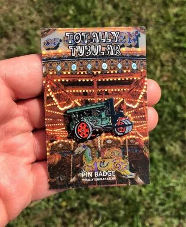 Steam Roller Traction Engine Fair Ground hard enamel pin badge