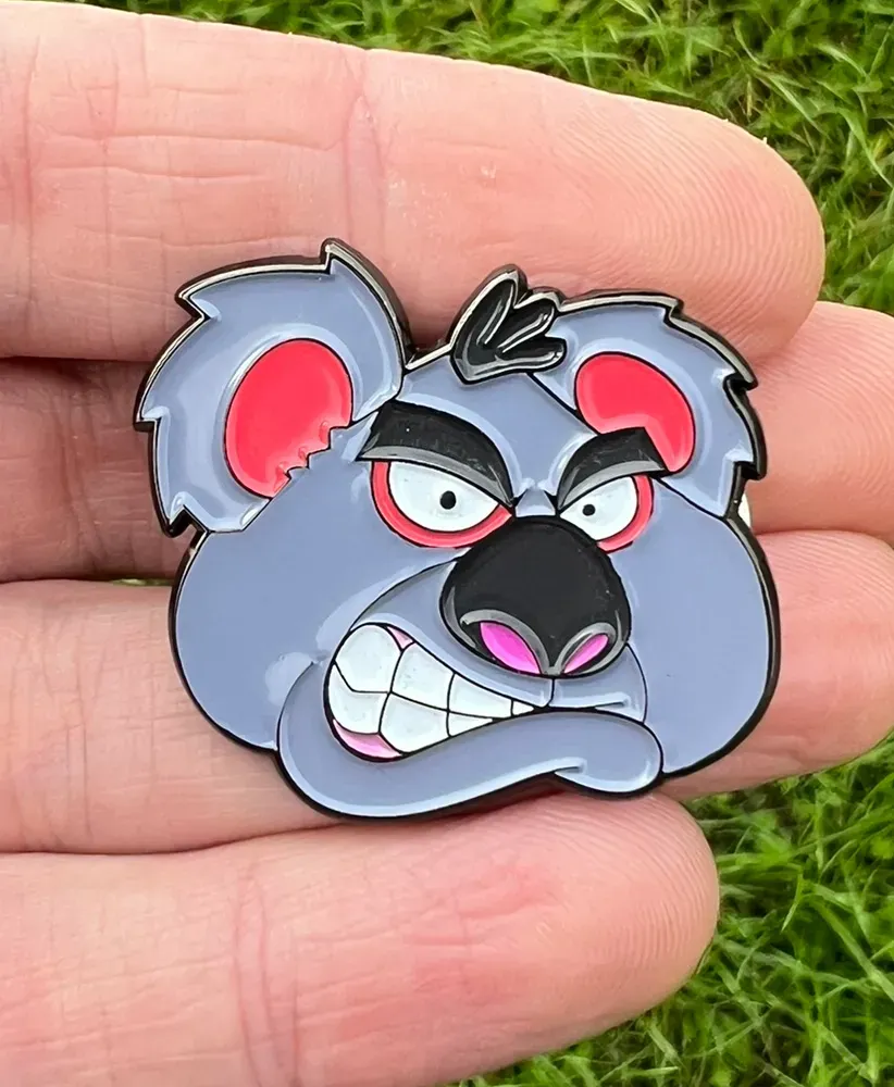 Crash Bandicoot ps1 Koala Kong hard enamel pin badge