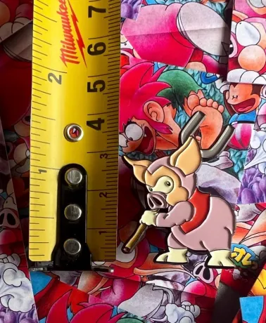 TOMBA! Koma Pig enamel metal Pin Badge