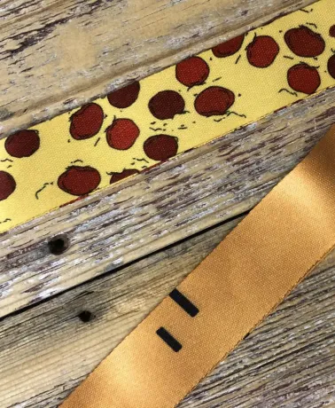Pepperoni Pizza with Thick crust All Over Print polyester Lanyard