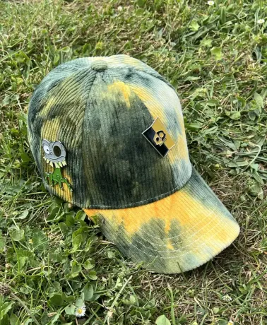 MEDIEVIL DAN-HAND AND GOLD SHIELD GREEN AND YELLOW TIE DYE CORDUROY STRAPBACK BASEBALL CAP